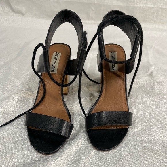 Steve Madden Brinlee heels, size 7.5 black with gold trim, ankle tie up - Picture 2 of 5